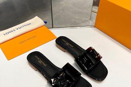 LV Women Slipper