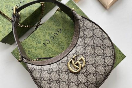 GG Shoulder Bag