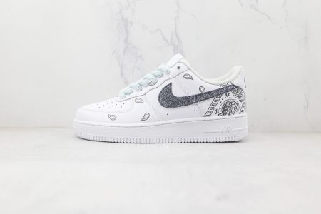 Air Force 1’07 Low Spray painted cashew flower