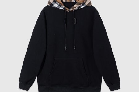 Hooded sweater