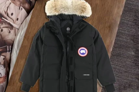 Canada Goose Down Jacket Black Beige