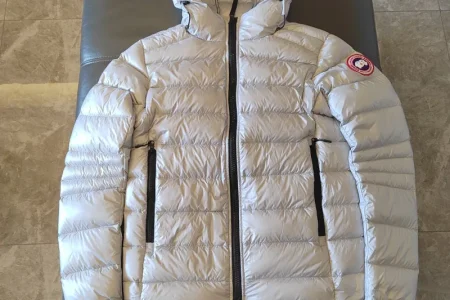 Canada Goose Down Jacket White