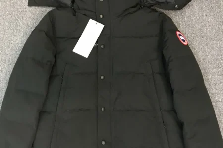 Canada Goose Down Jacket Black And Beige