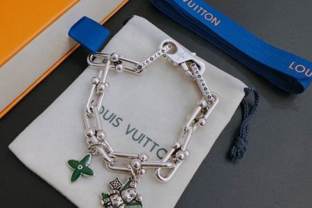 LV Bracelet