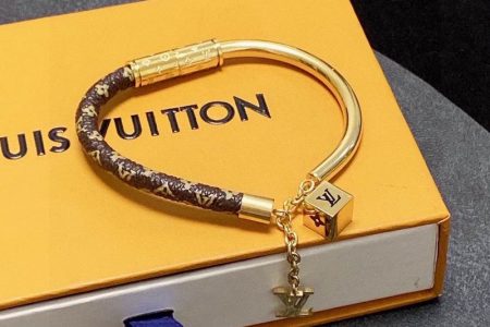 LV Bracelet