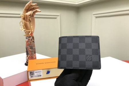 LV Wallet