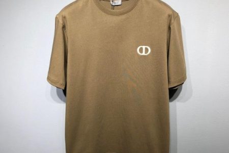 Dior T-Shirt