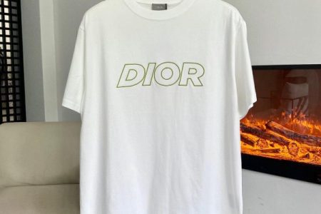 Dior T-Shirt