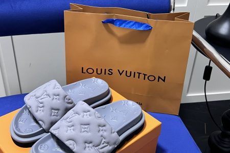 LV Slipper