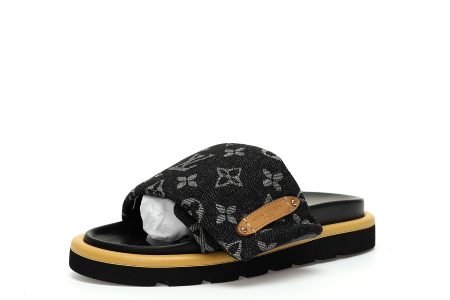 LV Slipper